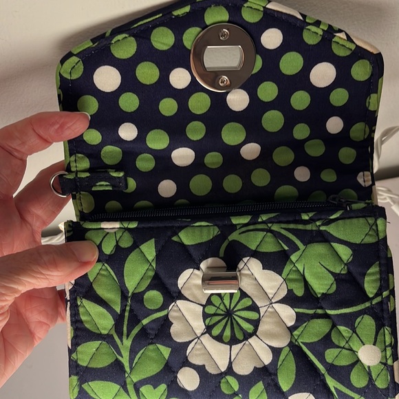 Vera Bradley Lucky You Smartphone Wristlet, NWT Missing wristband - Picture 4 of 5
